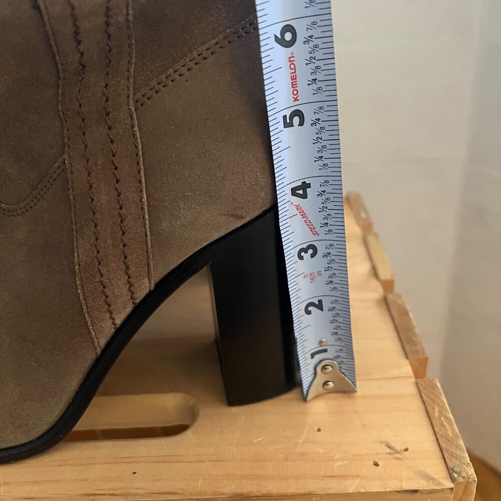 Kate Spade New York Size 9 Tobacco Brown Baise Suede Pull On Heeled Ankle Boots - Picture 9 of 16